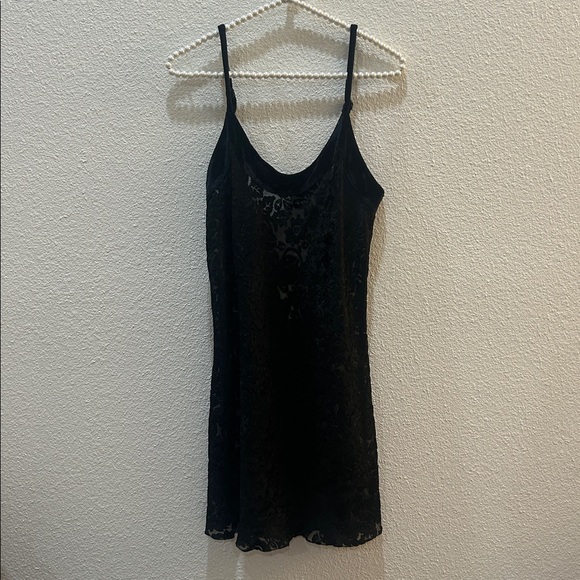 Vintage 90s Victoria's Secret Gold Label Velvet Sleep Dress and Robe Set - Picture 2 of 16